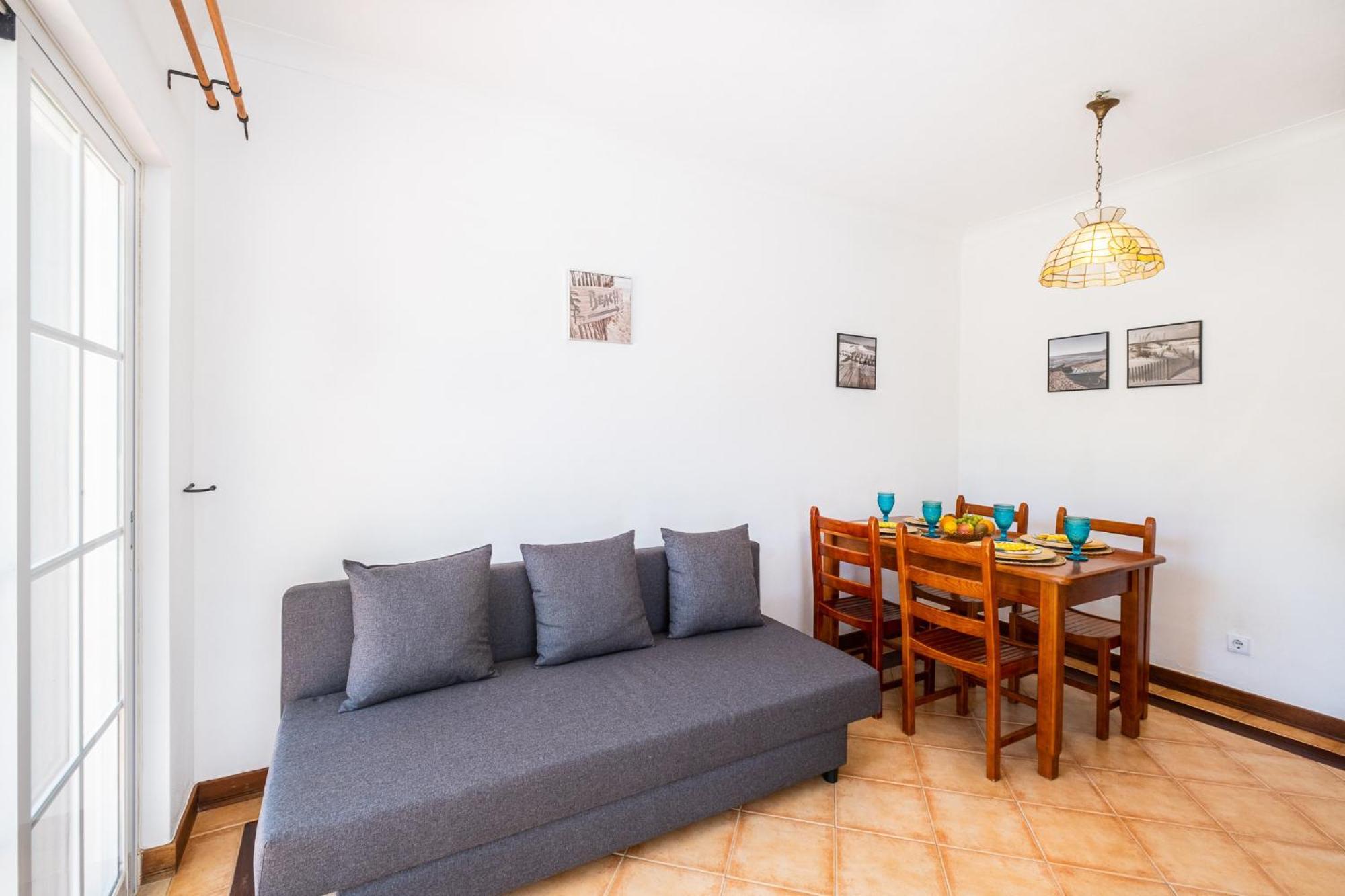 A Vilita Beach Apartment ペラ エクステリア 写真