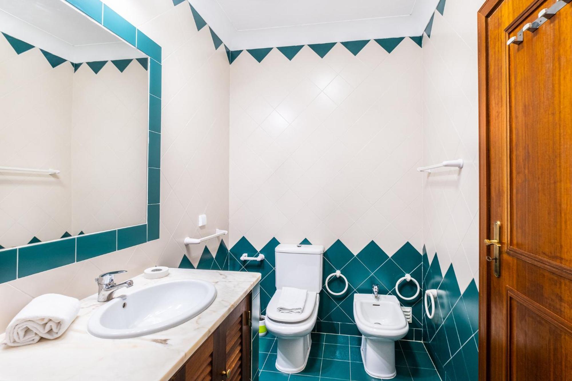 A Vilita Beach Apartment ペラ エクステリア 写真
