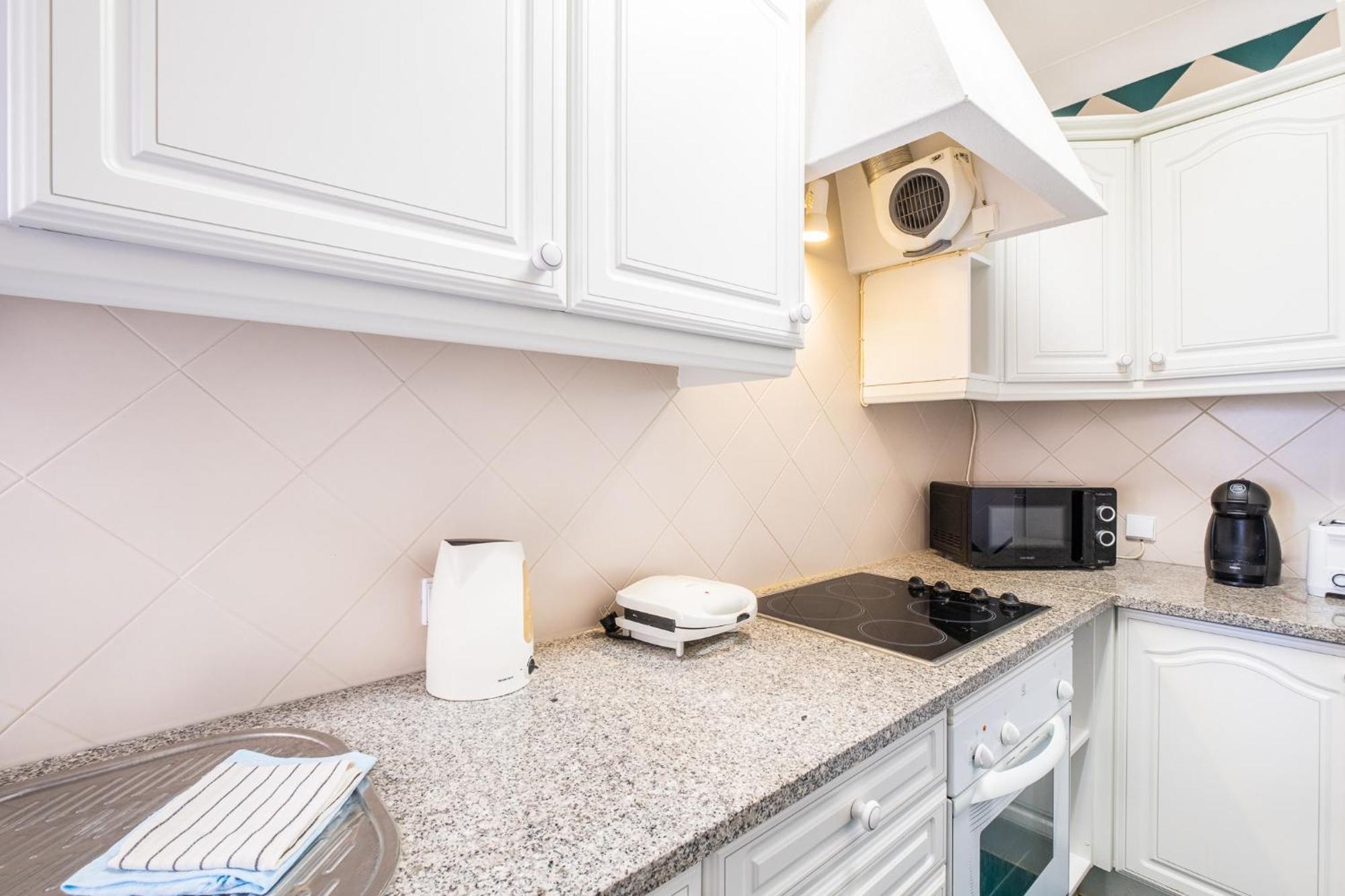 A Vilita Beach Apartment ペラ エクステリア 写真