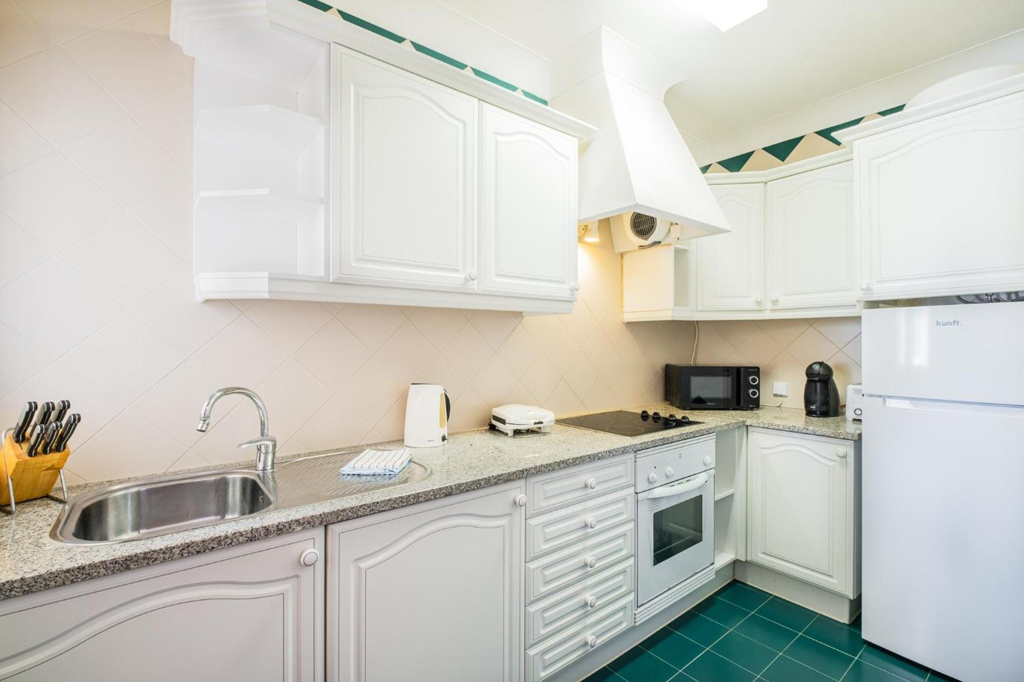 A Vilita Beach Apartment ペラ エクステリア 写真