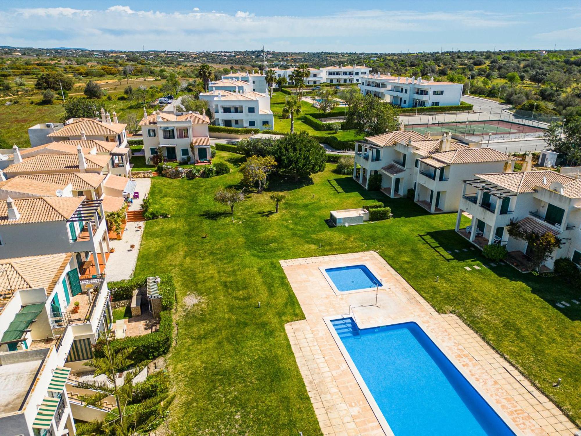 A Vilita Beach Apartment ペラ エクステリア 写真